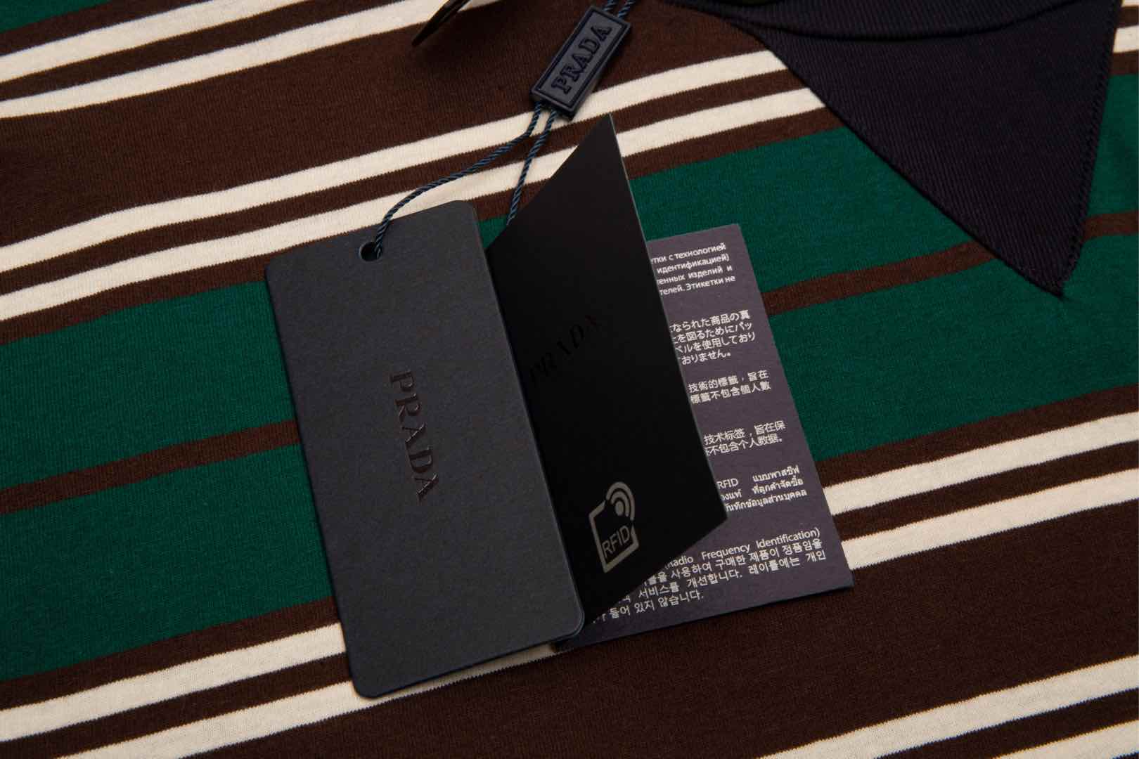 【PRADA 公式旗艦店】プラダ    Tシャツご好評に付き再入荷！ 250213-BRAND OFF