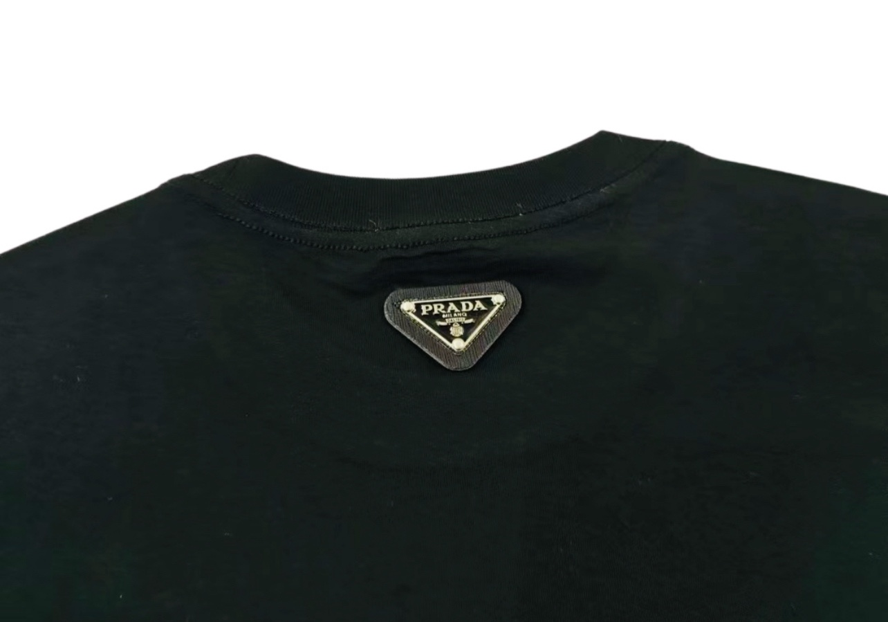【PRADA 公式旗艦店】プラダ    Tシャツご好評に付き再入荷！ 250213-BRAND OFF