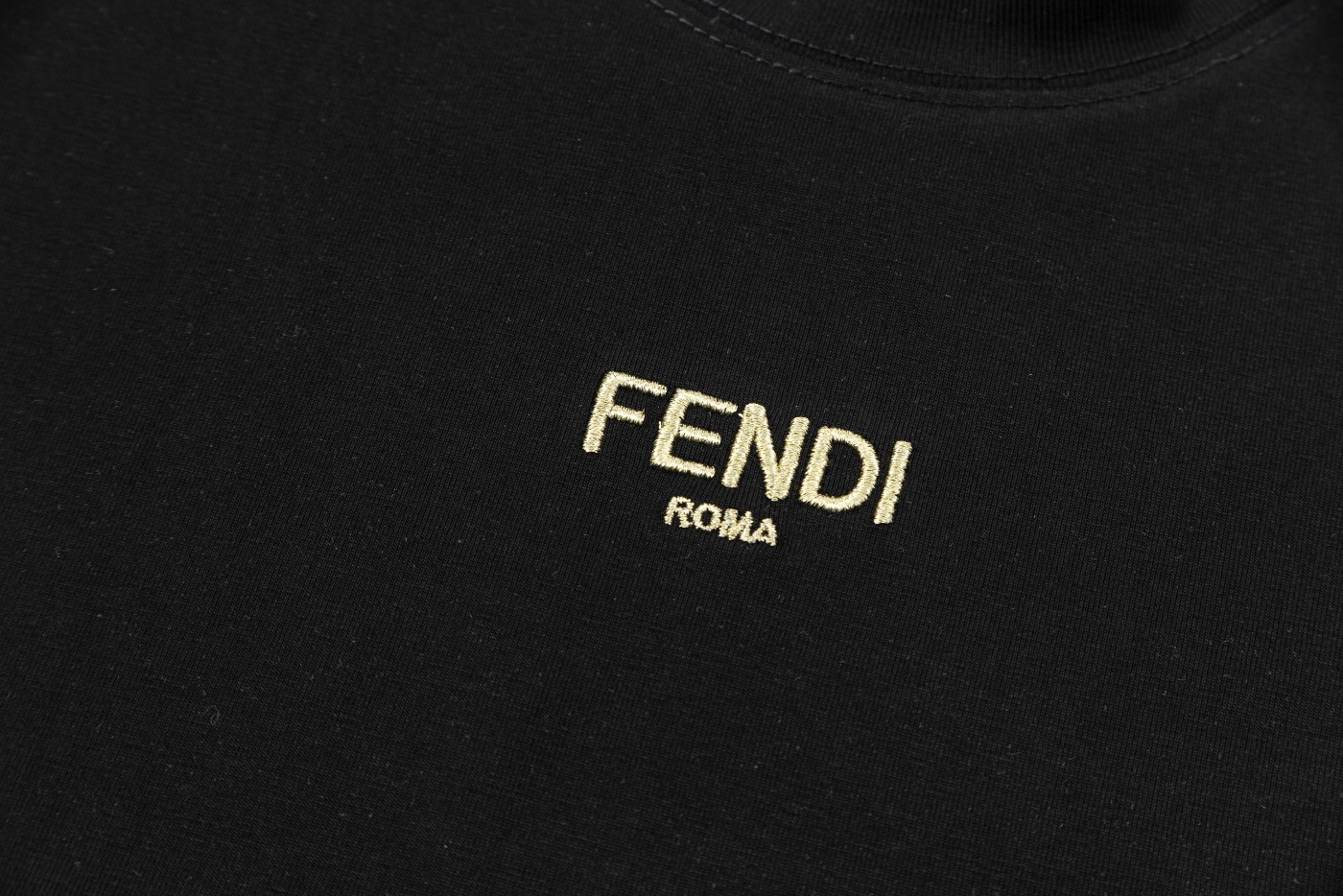 【FENDI公式旗艦店】フェンディ  Tシャツ ご好評に付き再入荷！ 250214-BRAND OFF