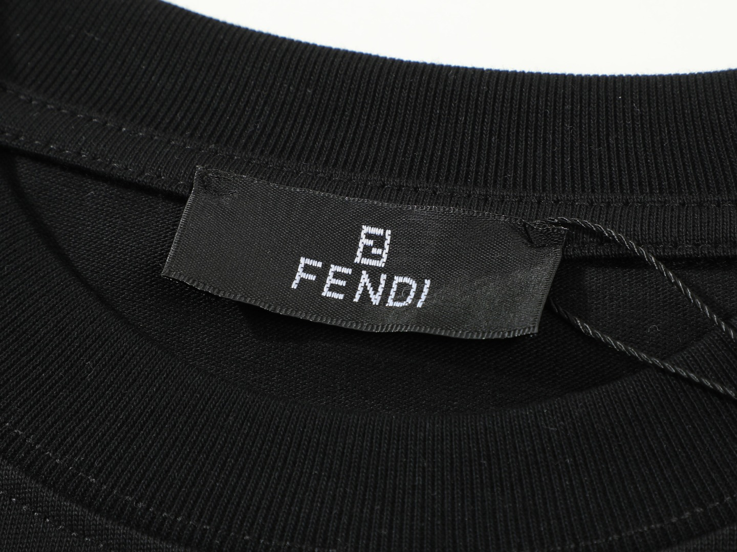 【FENDI公式旗艦店】フェンディ  Tシャツ ご好評に付き再入荷！ 250214-BRAND OFF