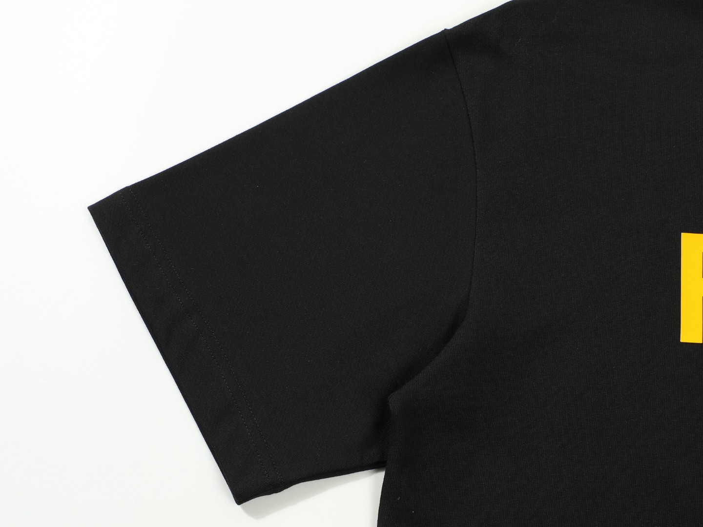 【FENDI公式旗艦店】フェンディ  Tシャツ ご好評に付き再入荷！ 250214-BRAND OFF