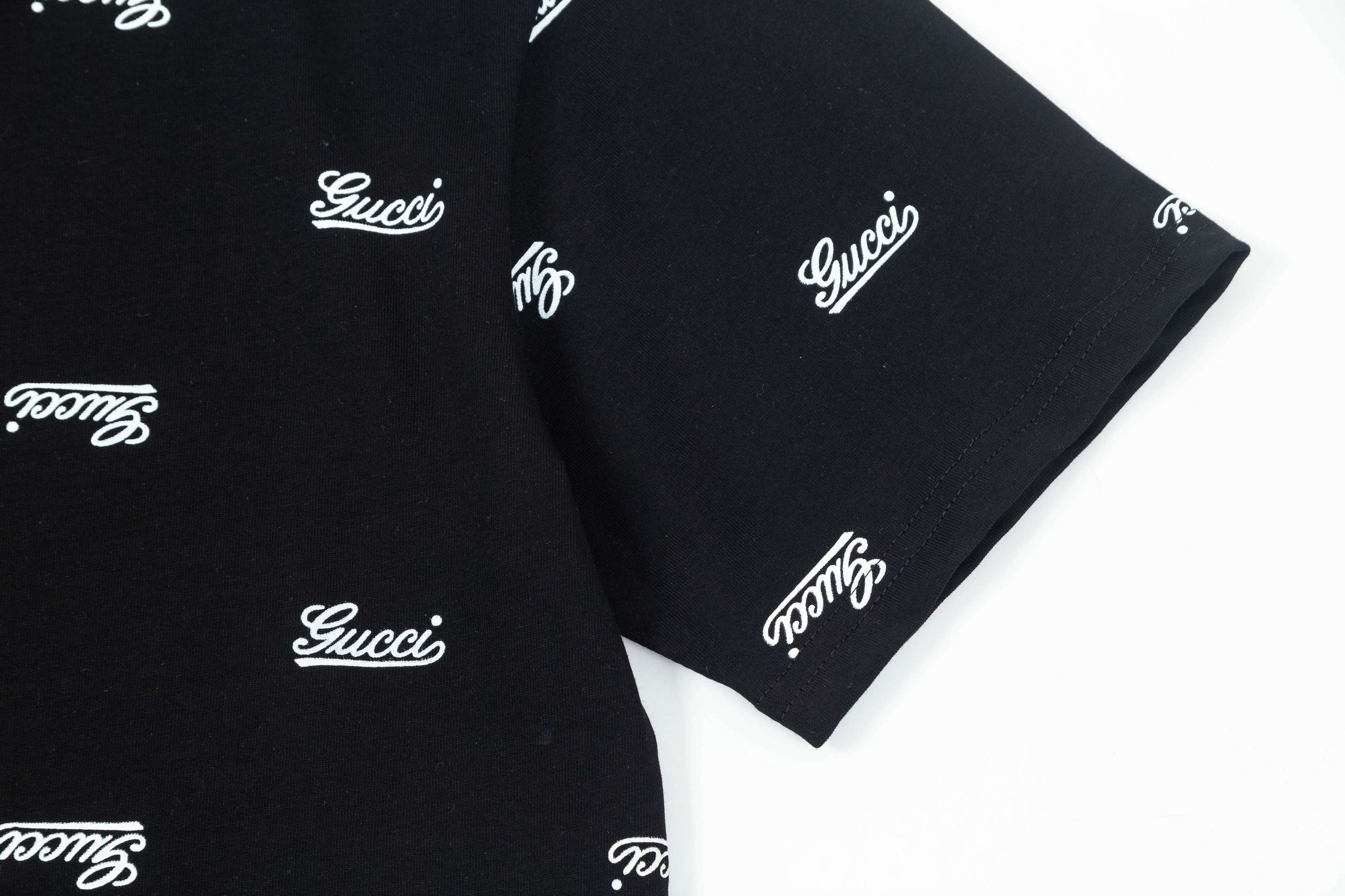 【GUCCI 公式旗艦店】クッチ   Tシャツ ご好評に付き再入荷！ 250214-BRAND OFF