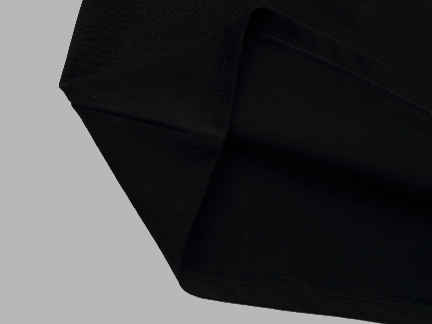 【GIVENCHY   公式旗艦店】 ジバンシー   Tシャツ ご好評に付き再入荷！ 250215-BRAND OFF