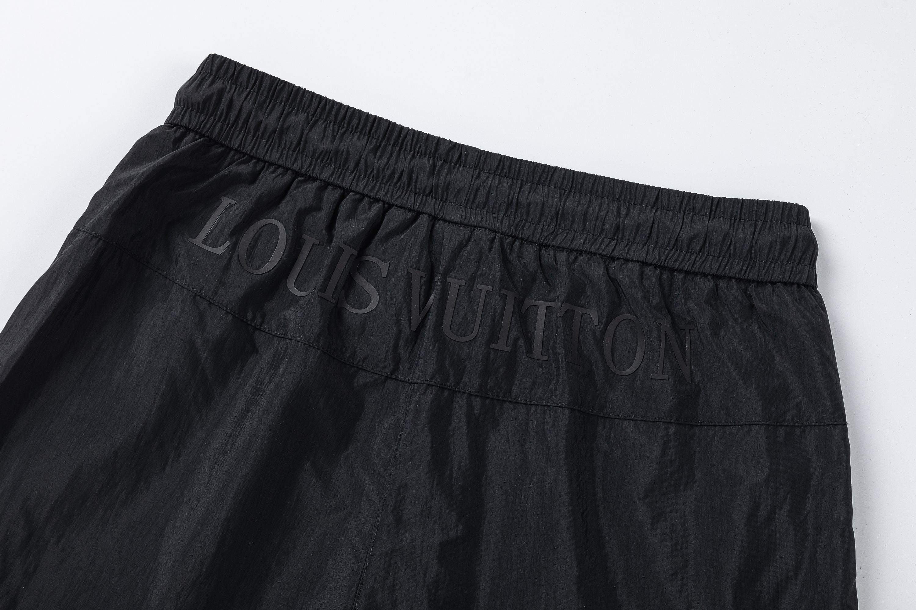 LV【LOUIS VUITTON  公式旗艦店】ルイヴィトン   ショートパンツご好評に付き再入荷！250224-BRAND OFF