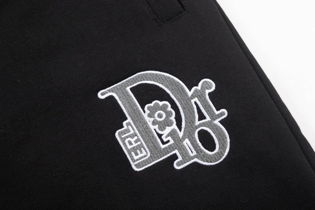 【DIOR  公式旗艦店】ディオール  ショートパンツご好評に付き再入荷！250225-BRAND OFF