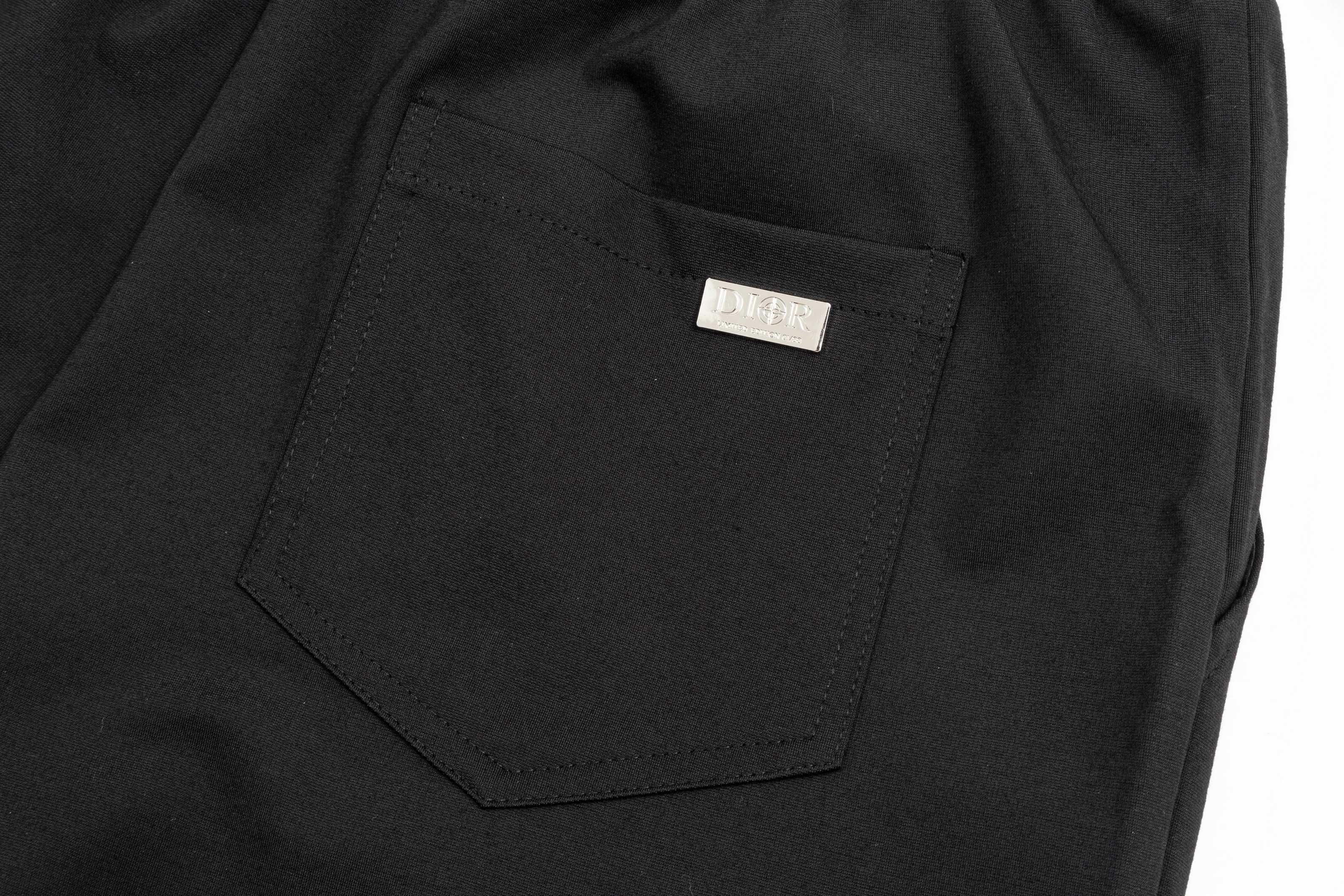 【DIOR  公式旗艦店】ディオール  ショートパンツご好評に付き再入荷！250225-BRAND OFF