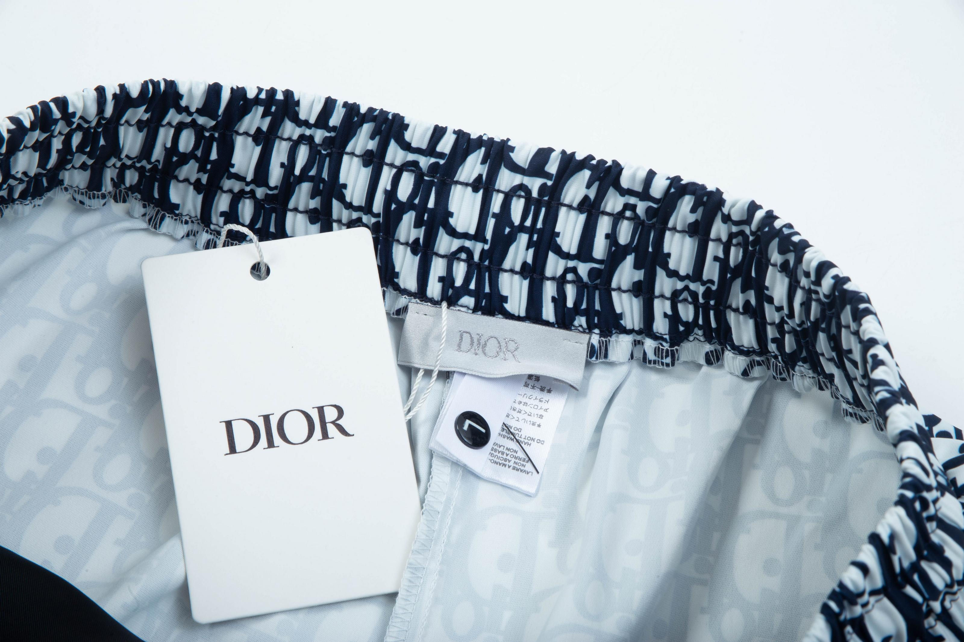 【DIOR  公式旗艦店】ディオール  ショートパンツご好評に付き再入荷！250225-BRAND OFF