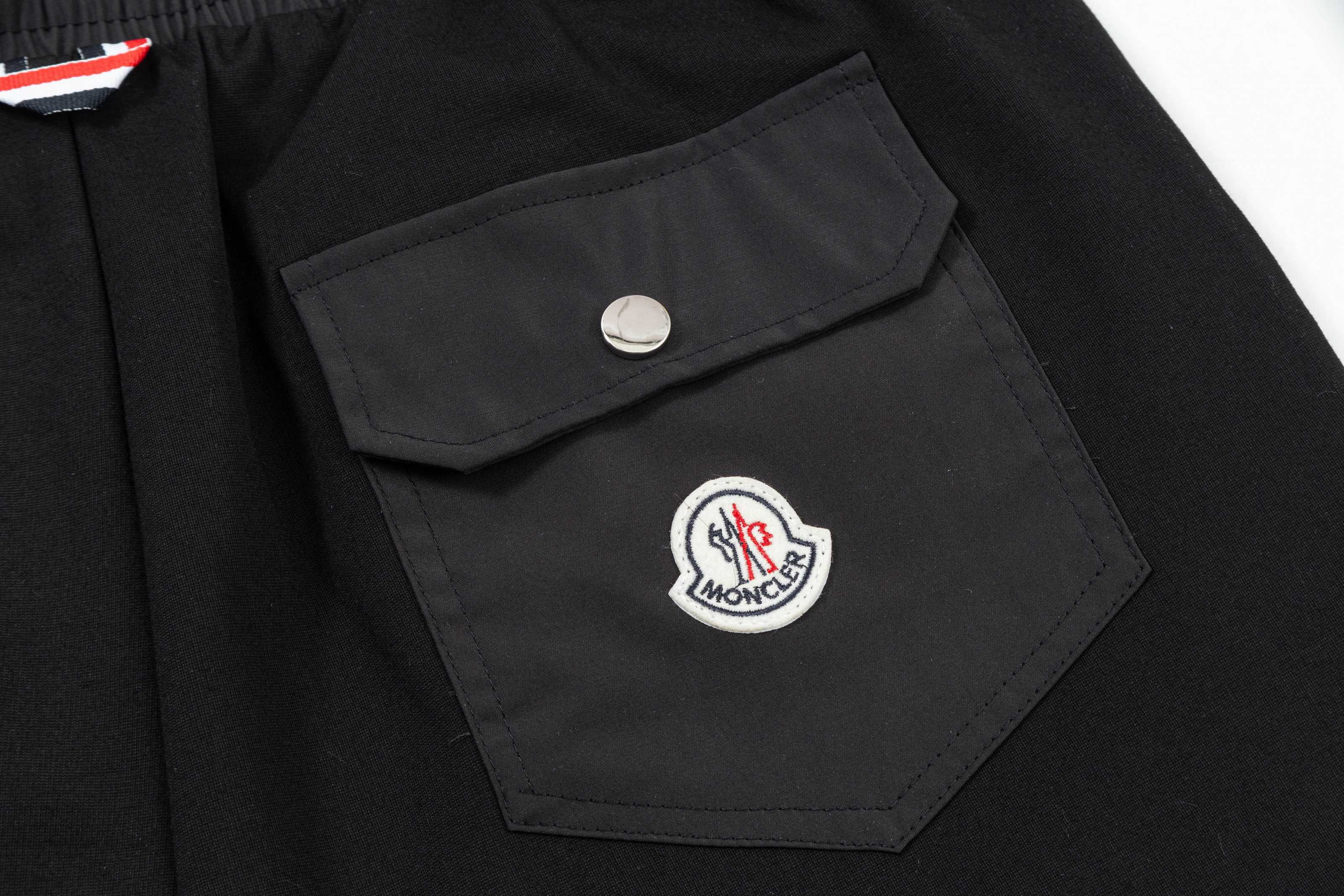 【MONCLER  公式旗艦店】モンクレール   ショートパンツご好評に付き再入荷！250225-BRAND OFF