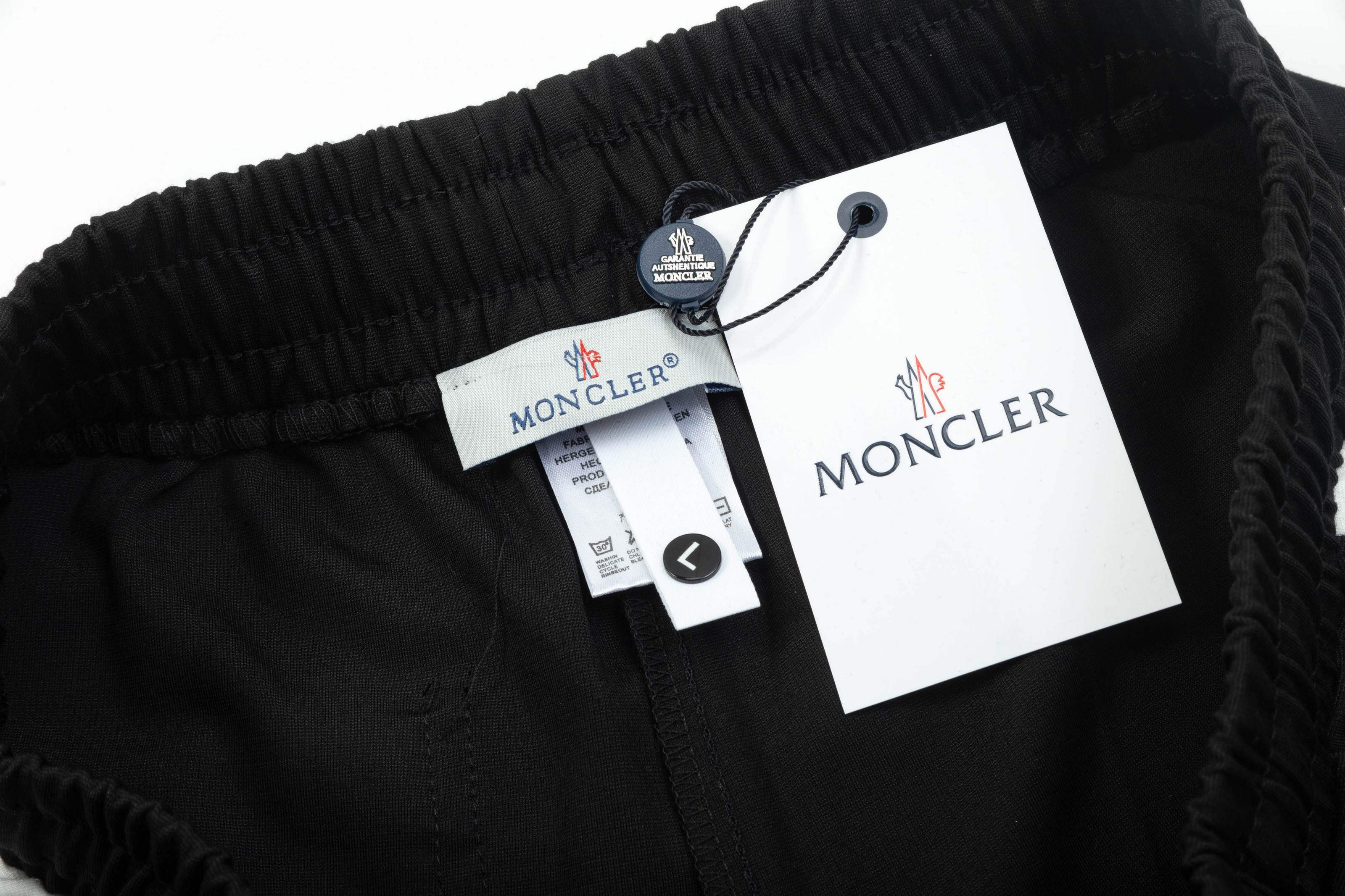 【MONCLER  公式旗艦店】モンクレール   ショートパンツご好評に付き再入荷！250225-BRAND OFF
