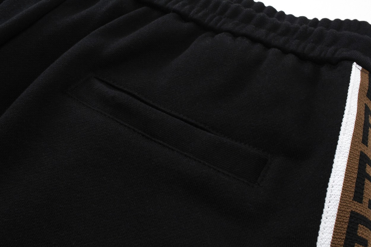 【FENDI  公式旗艦店】フェンディ  ショートパンツご好評に付き再入荷！250226-BRAND OFF