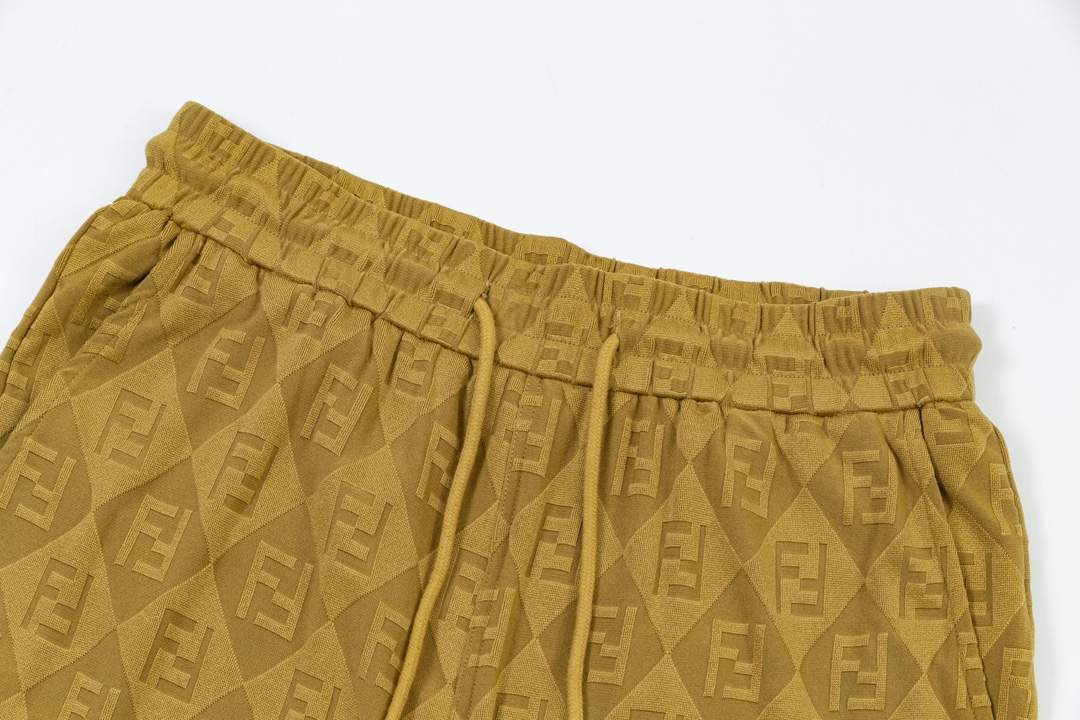 【FENDI  公式旗艦店】フェンディ  ショートパンツご好評に付き再入荷！250226-BRAND OFF