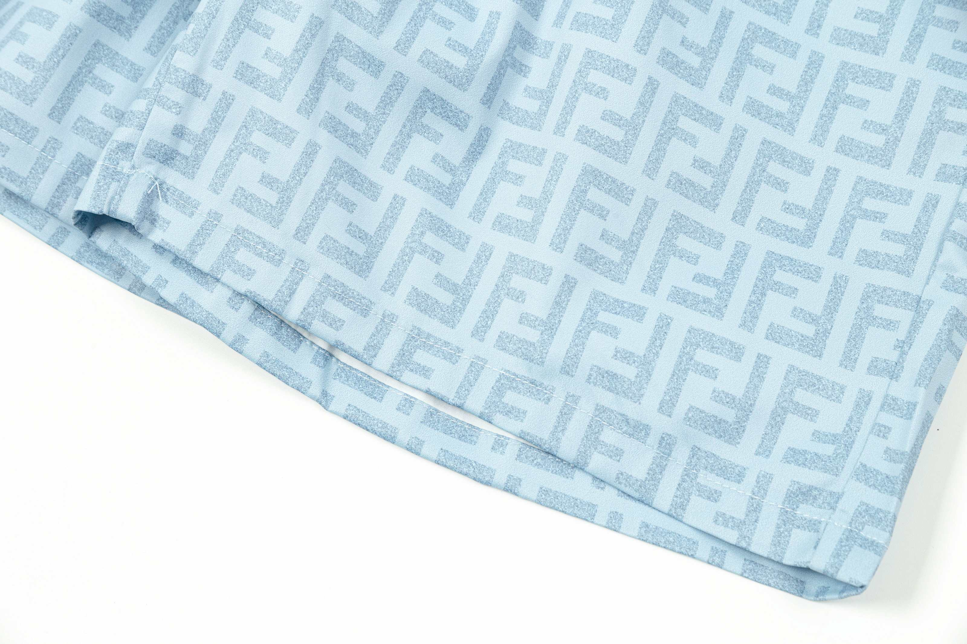 【FENDI   公式旗艦店】フェンディ  ショートパンツご好評に付き再入荷！250226-BRAND OFF