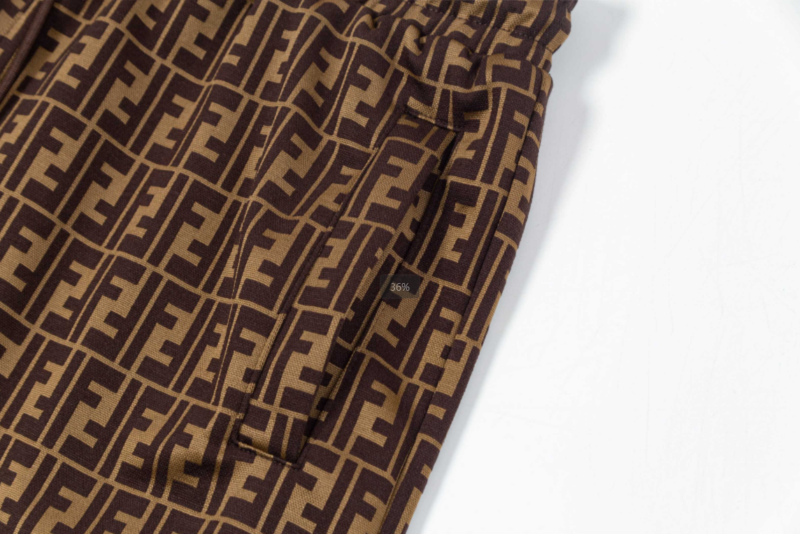 【FENDI   公式旗艦店】フェンディ  ショートパンツご好評に付き再入荷！250226-BRAND OFF