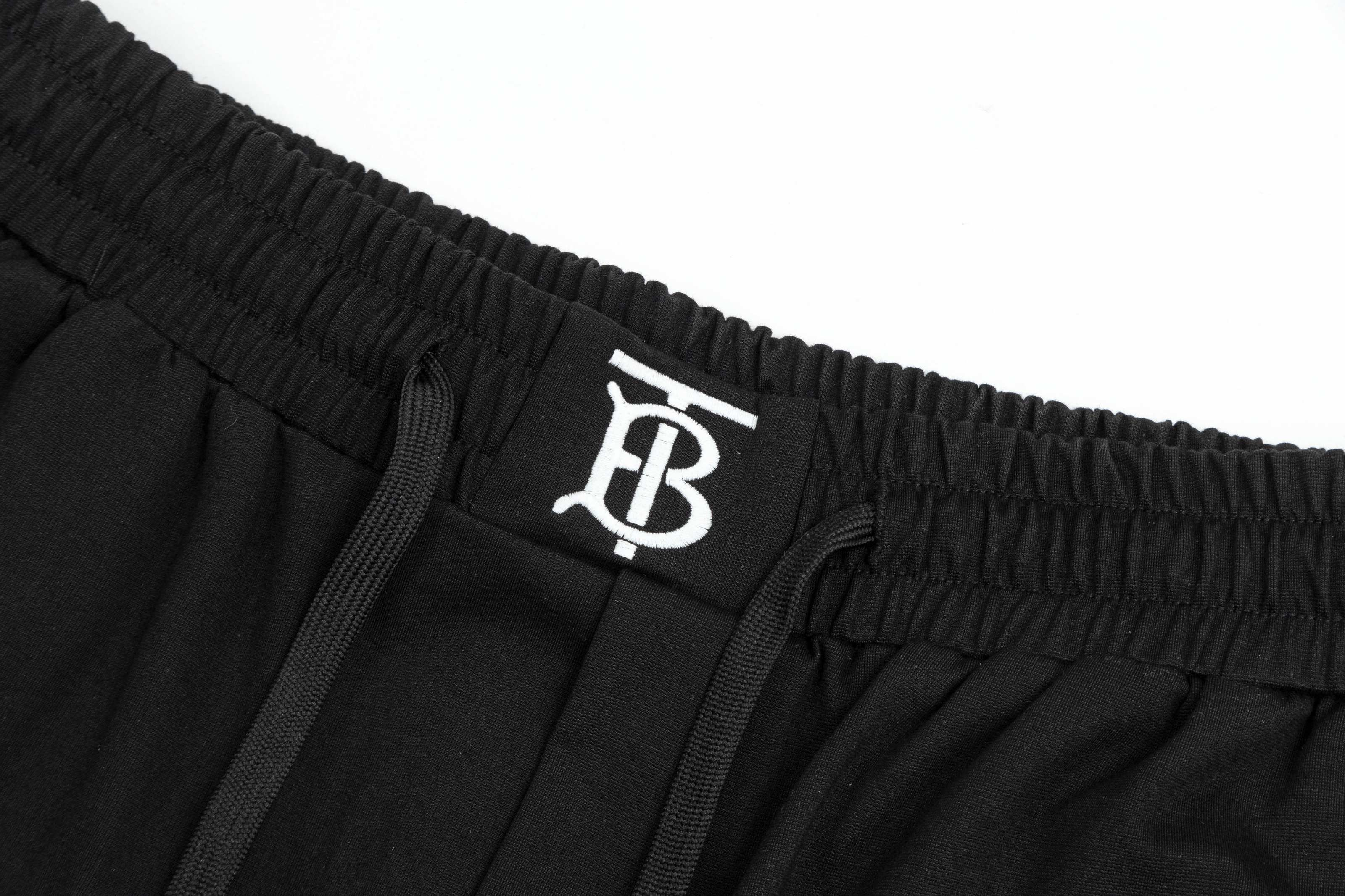 【BURBERRY  公式旗艦店】バーバリー  ショートパンツご好評に付き再入荷！250226-BRAND OFF