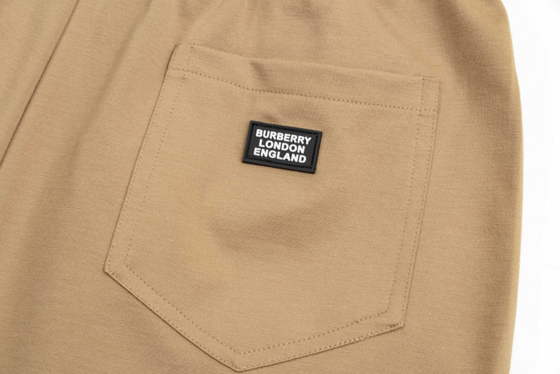 【BURBERRY  公式旗艦店】バーバリー  ショートパンツご好評に付き再入荷！250226-BRAND OFF