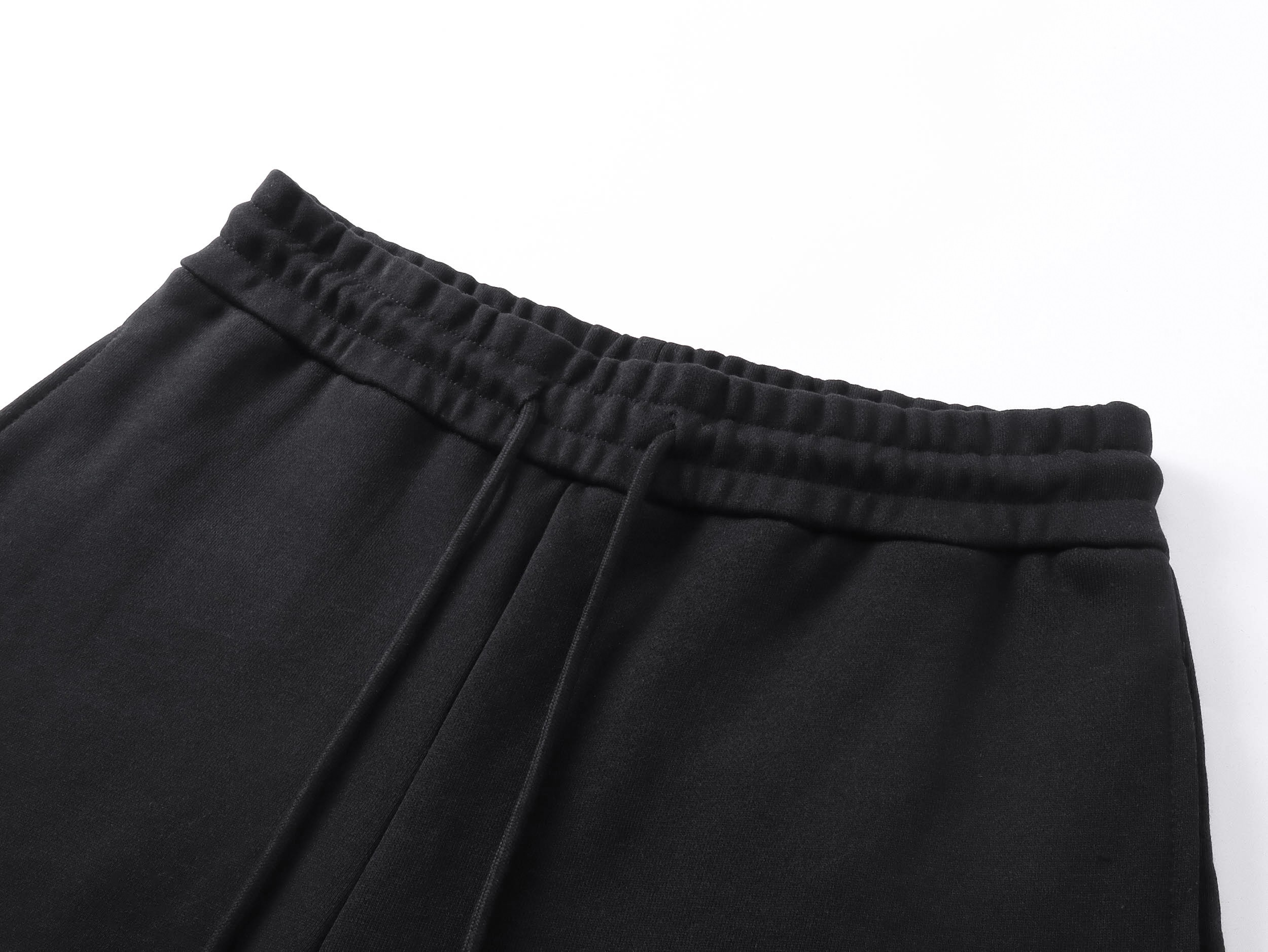 【PRADA  公式旗艦店】プラダ  ショートパンツご好評に付き再入荷！250227-BRAND OFF