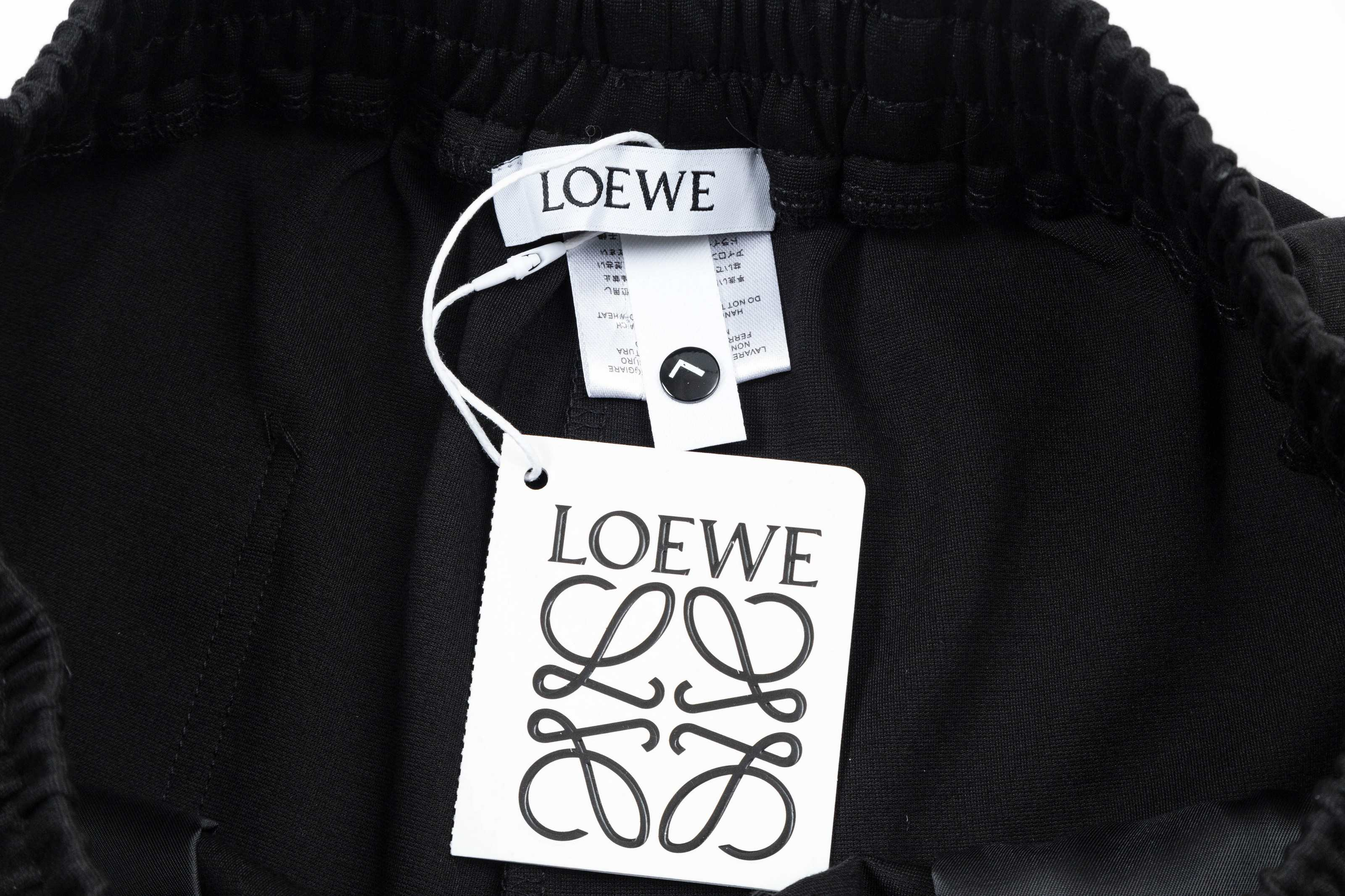 【LOEWE  公式旗艦店】ロエベ  ショートパンツご好評に付き再入荷！250227-BRAND OFF