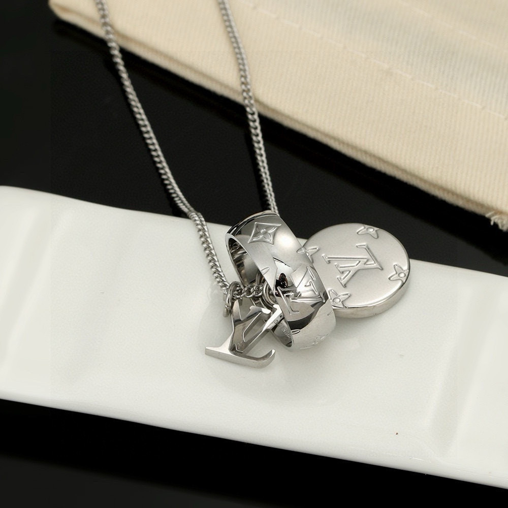 LV【LOUIS VUITTON】ネックレス、新しいネックレス万能シンプルファッションオーナメント  250301-BRAND OFF