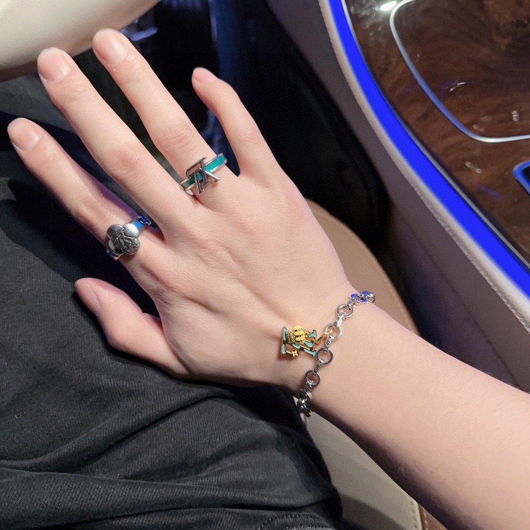 LV  LOUIS VUITTON（ルイヴィトン）チェーンブレスレット  250301-BRAND OFF