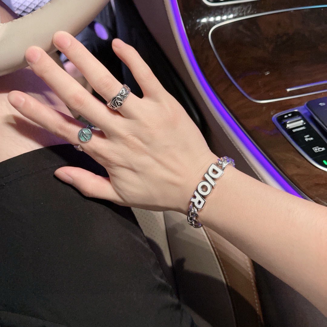 【DIOR】ブレスレット、ファッションシンプルなスタイル 250301-BRAND OFF