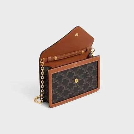 【CELINE】 TRIOMPHE CANVAS WALLET チェーンウォレット-BRAND OFF