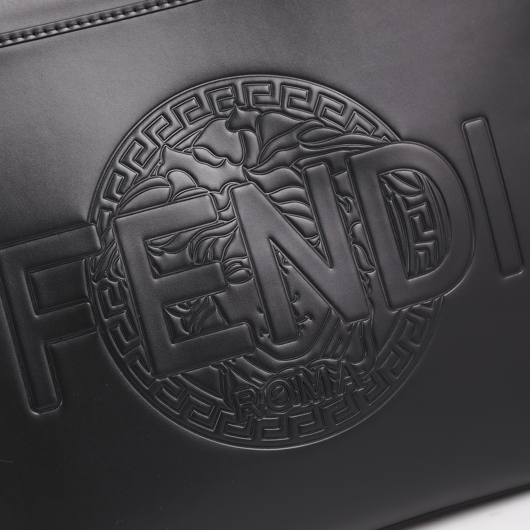 FENDI（フェンディ） ハンドバッグ41X29.5X16CM-BRAND OFF