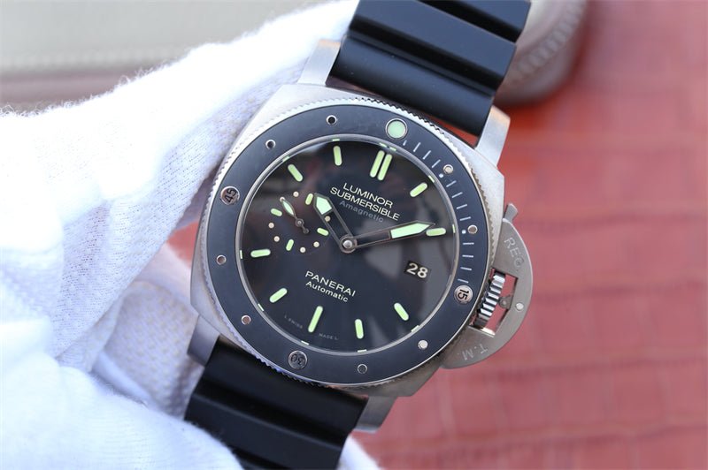 パネライルミノール１９５０ サブマーシブル アマグネティック３デイズ チタニオ PAM00389-BRAND OFF