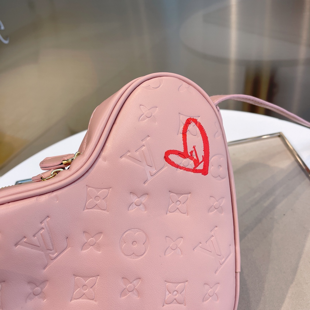 Louis Vuitton （ルイヴィトン） ショルダーバッグ M58738-BRAND OFF