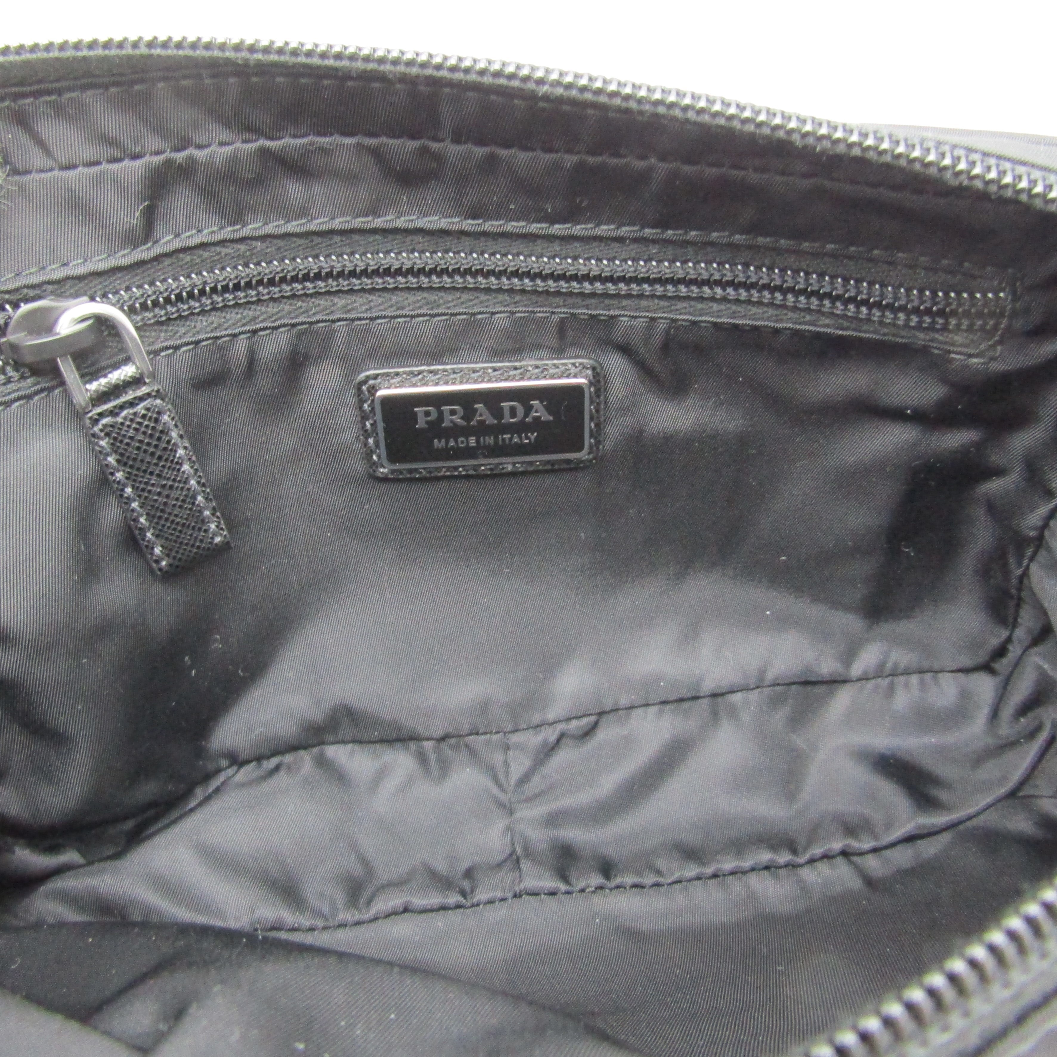 PRADA ナイロン ボディバッグ／ベルトバッグ