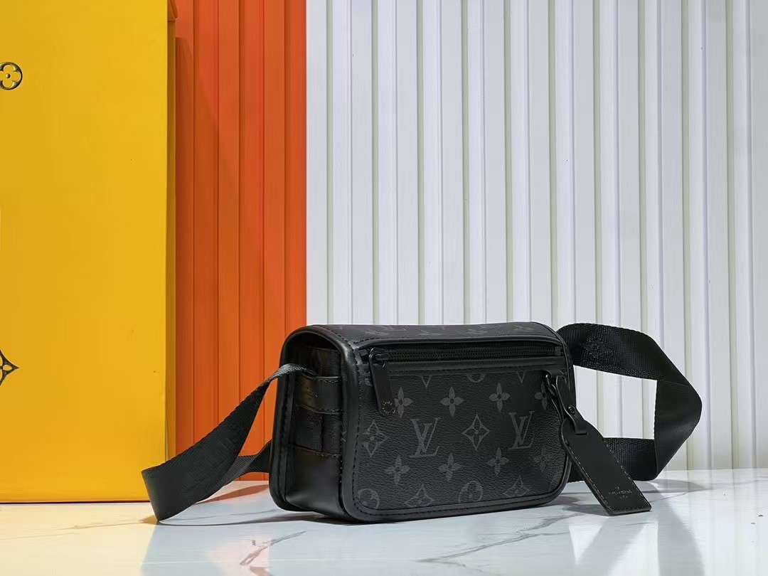 【LOUIS VUITTON旗艦店】ルイ・ヴィトン★BOSPHORE M12599★19*12*7CM-BRAND OFF