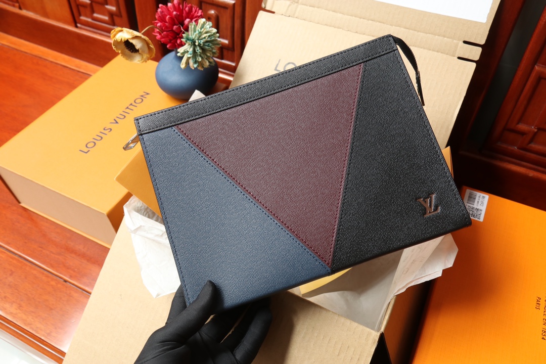 LOUIS VUITTON ルイヴィトン POCHETTE VOYAGE クラッチバッグ M30718-BRAND OFF