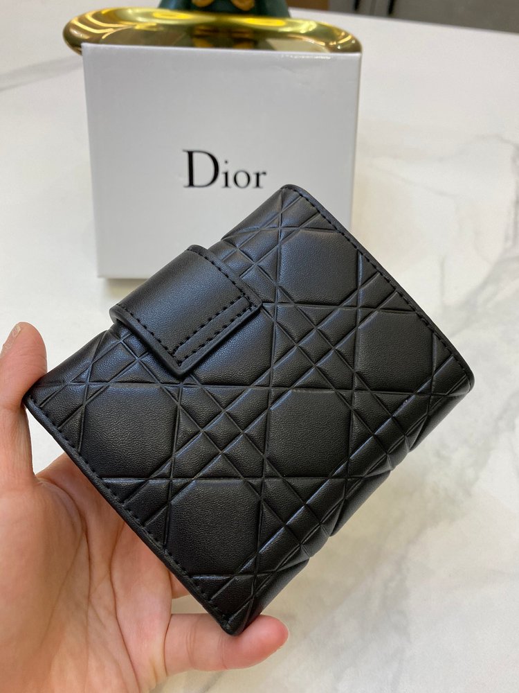 Dior （ディオール） 三つ折り財布-BRAND OFF