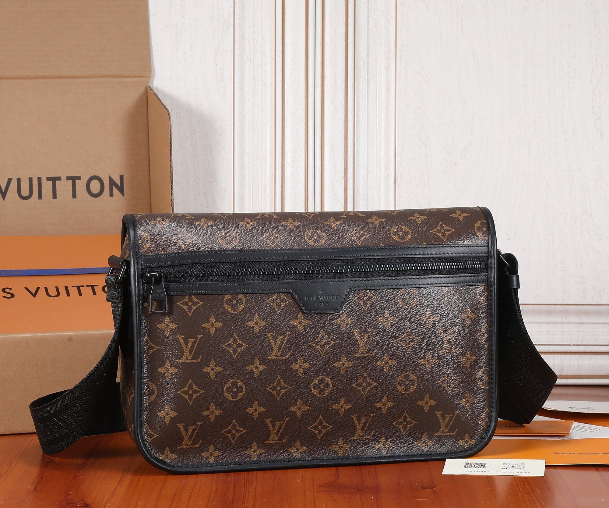 LOUIS VUITTON バッグ アーチ― メッセンジャー M46328-BRAND OFF