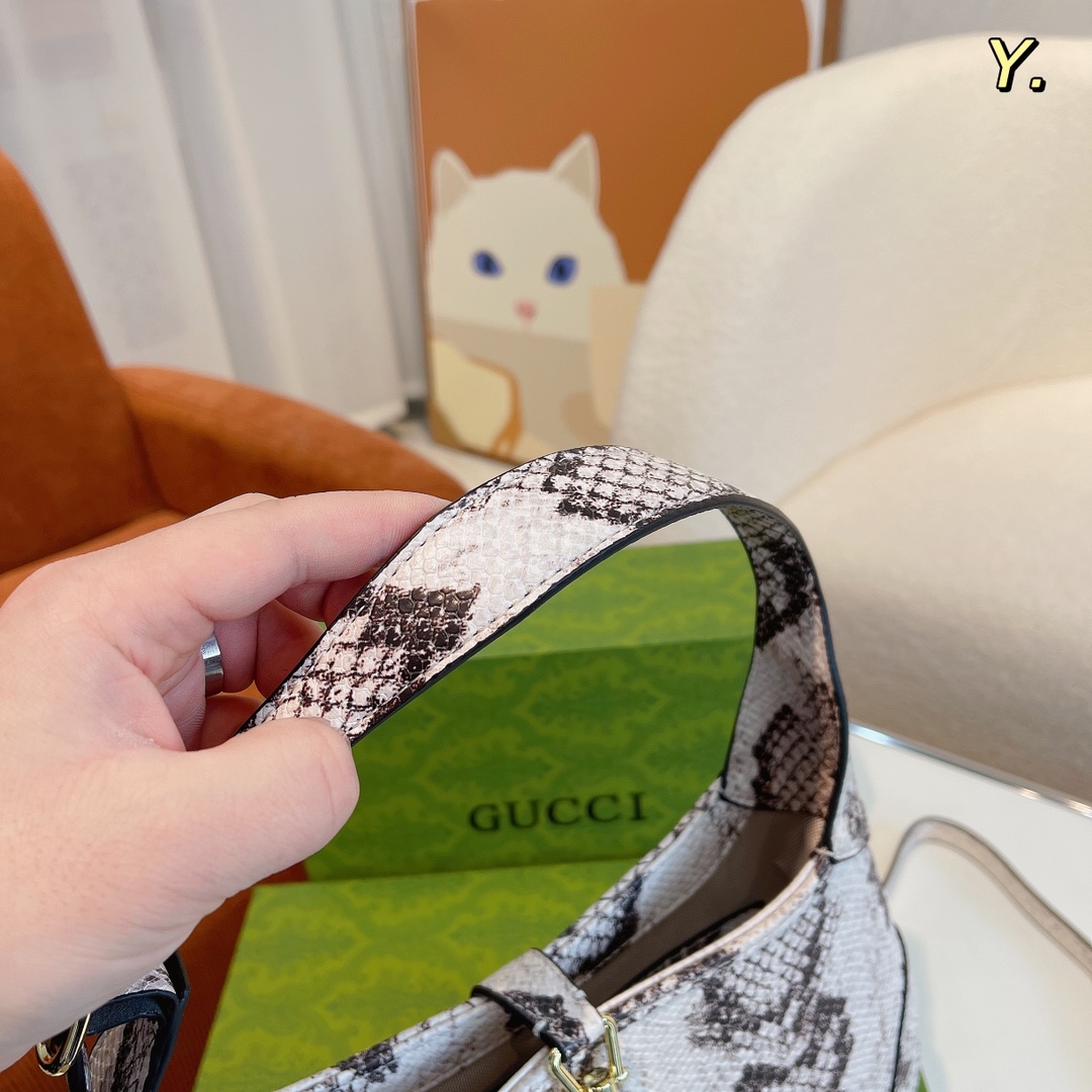 Gucci（グッチ）ハンドバッグ 30*4*18CM-BRAND OFF