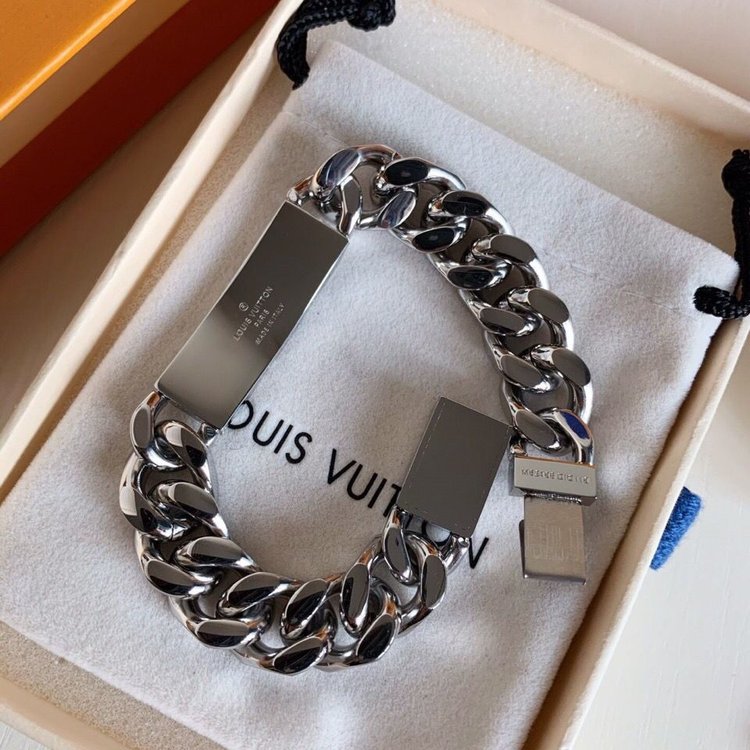 Louis Vuitton（ルイヴィトン） LV ブレスレット 21cm-BRAND OFF