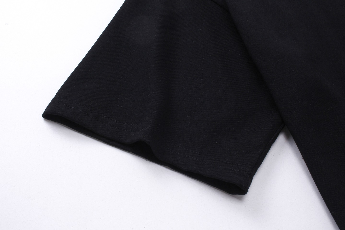 【BURBERRY  公式旗艦店】バーバリー  Tシャツ ご好評に付き再入荷 250211-BRAND OFF