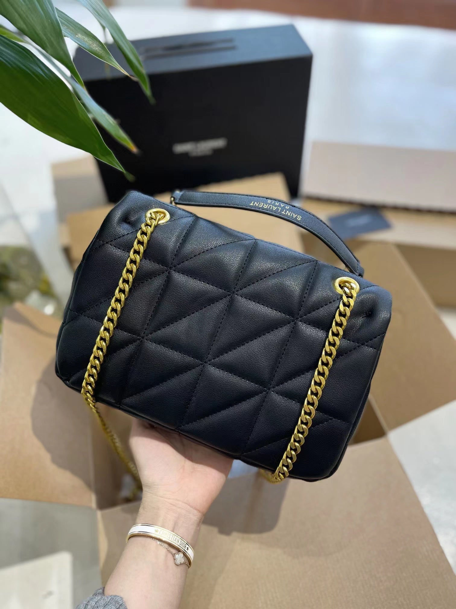 👜Ysl Niki フラップメッセンジャーバッグ 黒と白-BRAND OFF