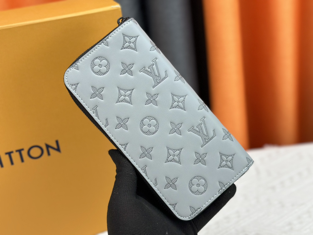 LOUIS VUITTON（ルイヴィトン）Zippy 財布 10*20*2CM-BRAND OFF