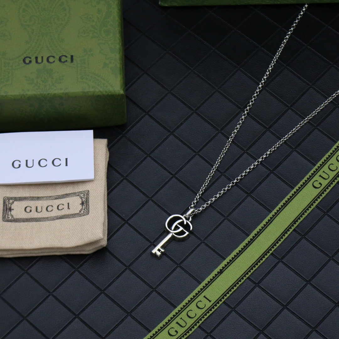 GUCCI インターロッキングG ネックレス-BRAND OFF