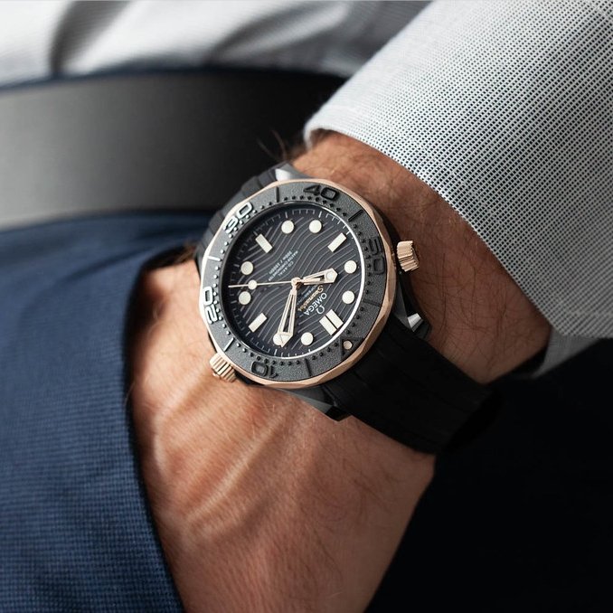 オメガ 210.62.44.20.01.001 シーマスター ダイバー300M コーアクシャル マスタークロノメーター-BRAND OFF
