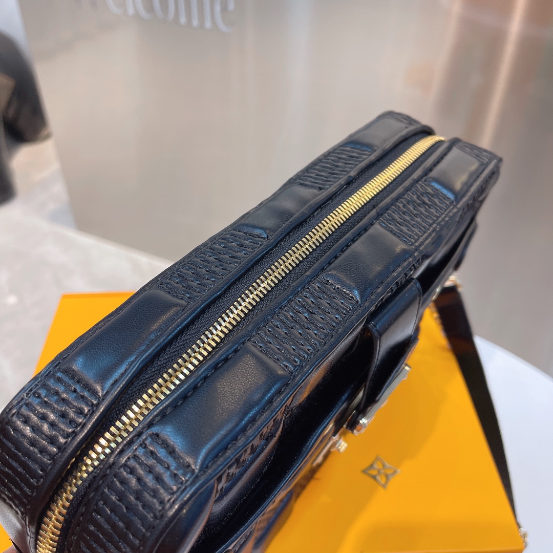 Louis Vuitton（ルイヴィトン） トロカ MM-BRAND OFF