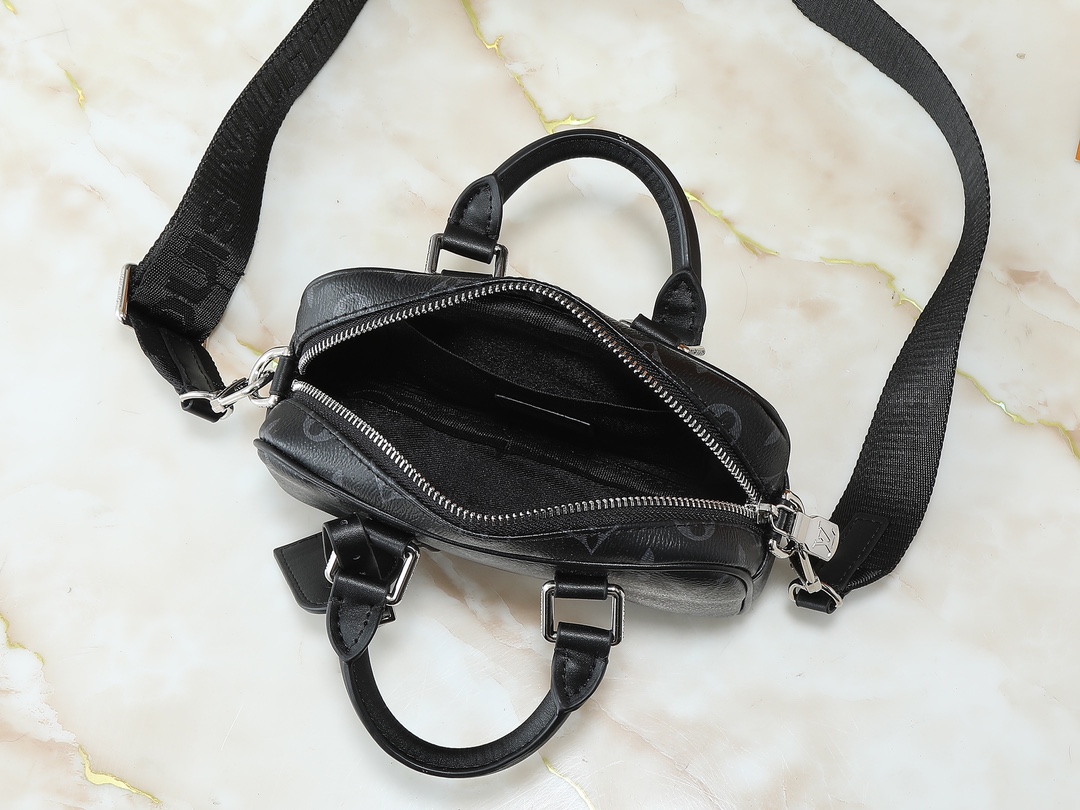 LOUIS VUITTON ルイヴィトン Nano Porte Documents Voyage M82770-BRAND OFF