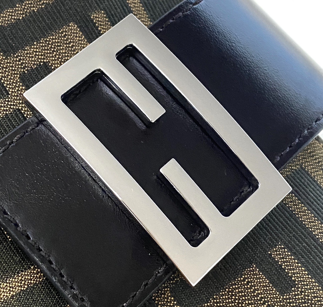 【FENDI公式 旗艦店】 フェンディ ハンドバッグ 当日出荷 好評に付き再入荷！50*31*16CM-BRAND OFF