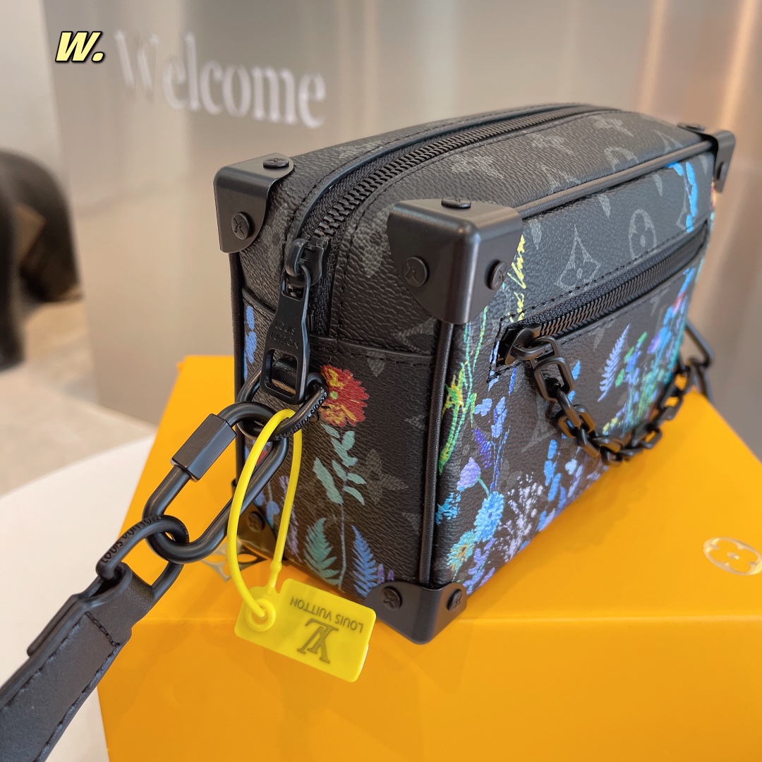 Louis Vuitton（ルイヴィトン） Mini SOFT TRUNK チェーンバッグ M69072-BRAND OFF