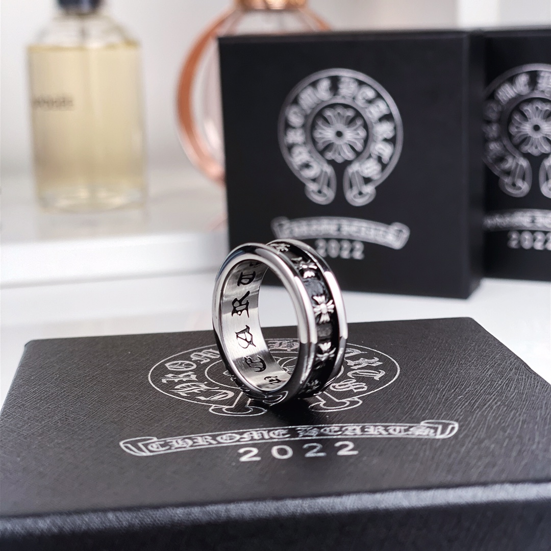 Chrome Hearts（クロムハーツ）クロスカービングリング-BRAND OFF