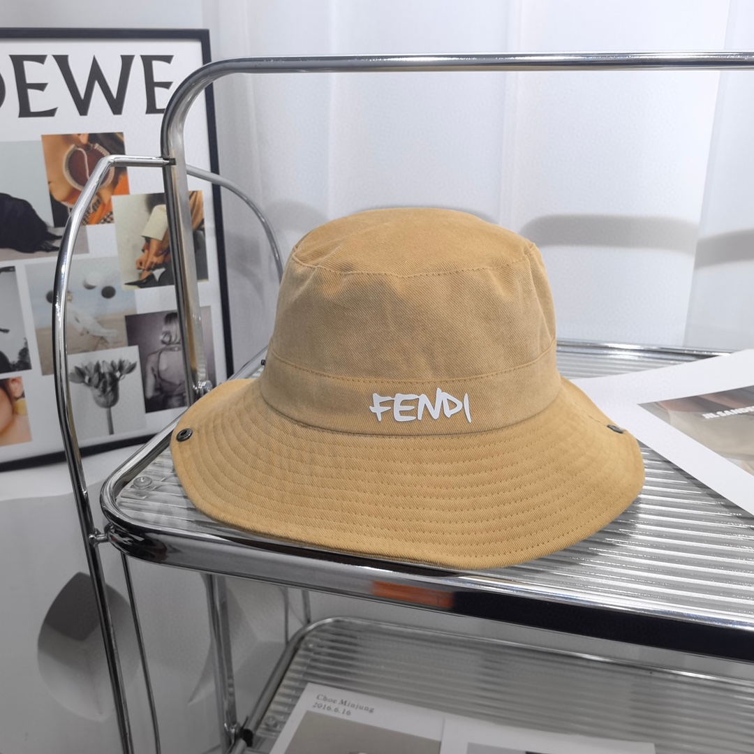 FENDI(フェンディ)フィッシャーマンズハット-BRAND OFF