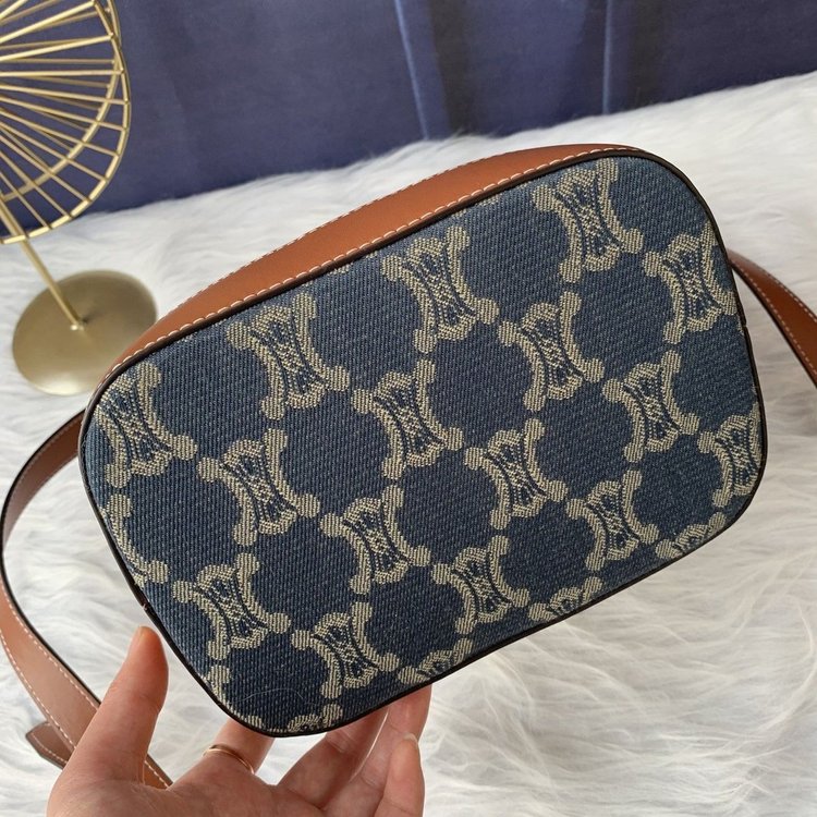 【CELINE旗艦店】(セリーヌ) バッグ 30x22x13 cm-BRAND OFF