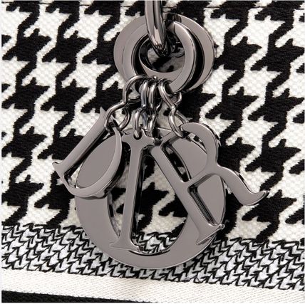 【DIOR】【大人可愛さがcute！】Dior LADYD-LITE ミディアムバック-BRAND OFF