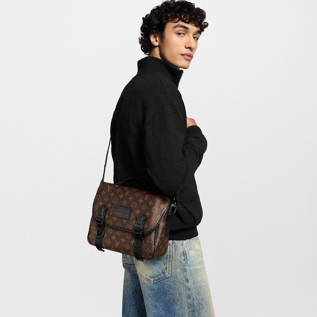 新作*LV*大容量トレイルメッセンジャーモノグラムバッグ M46972-BRAND OFF