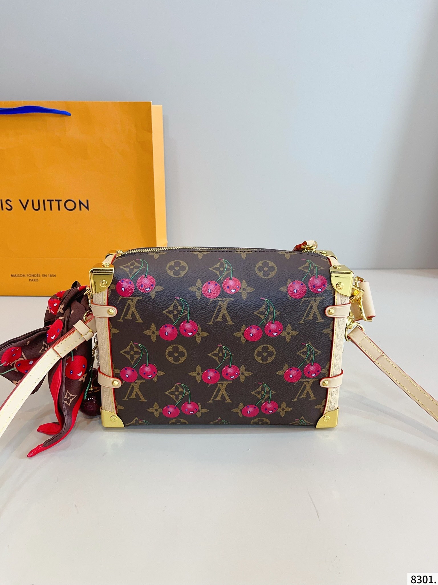 大人気定番商品★LOUIS VUITTON ルイヴィトン SIDE TRUNK ショルダーバッグ-BRAND OFF